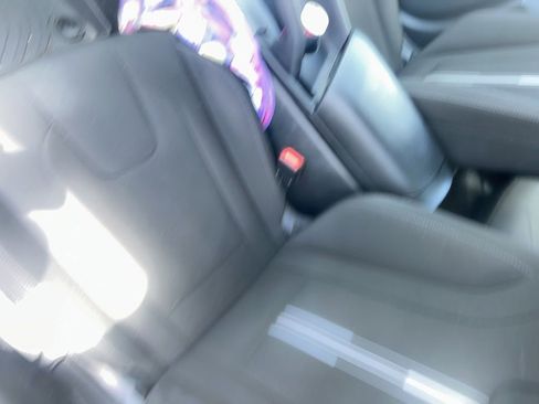 Used 2023 Hyundai Elantra SEL FWD image 4