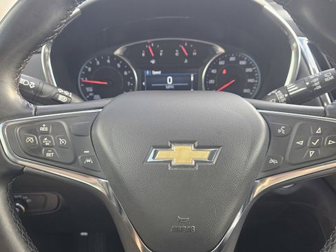 Used 2024 Chevrolet Equinox LT FWD image 14