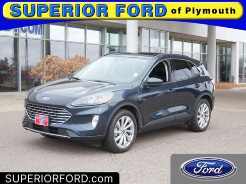 Certified 2022 Ford Escape Titanium w/ Titanium Elite Package image 1