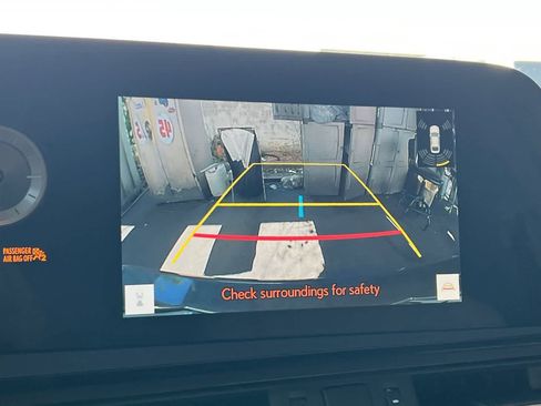 Used 2025 Lexus ES 300h w/ Premium Package FWD image 20