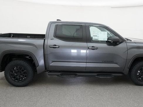New 2026 Toyota Tundra SR5 AWD/4WD image 18