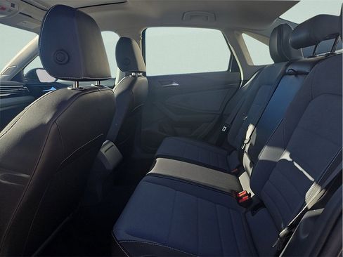 New 2026 Volkswagen Jetta SE image 11