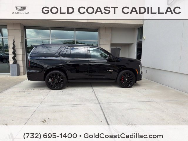 Certified 2026 Cadillac Escalade V w/ LPO, ONYX Package AWD/4WD image 5