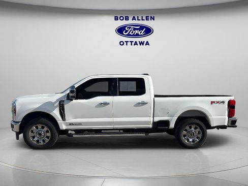 Used 2026 Ford F250 Lariat w/ Chrome Package AWD/4WD image 4