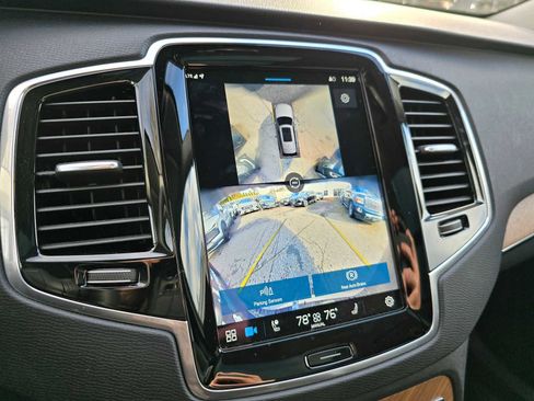 Certified 2024 Volvo XC90 T8 Plus w/ Protection Package Premier image 31