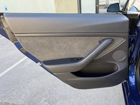 Used 2023 Tesla Model 3 Standard Range RWD image 21