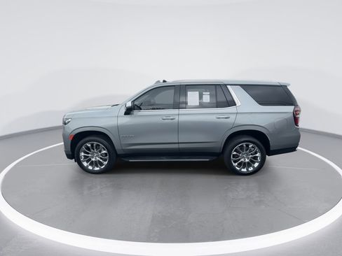 Used 2024 Chevrolet Tahoe Premier AWD/4WD image 5