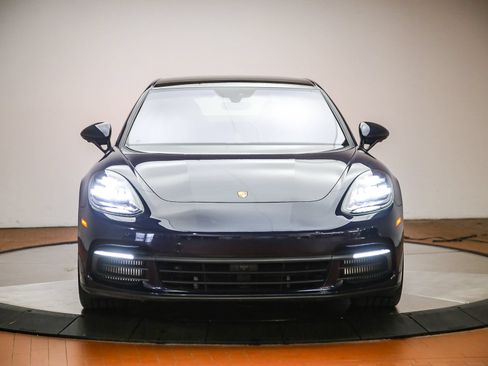 Used 2020 Porsche Panamera 4 E-Hybrid AWD/4WD image 10