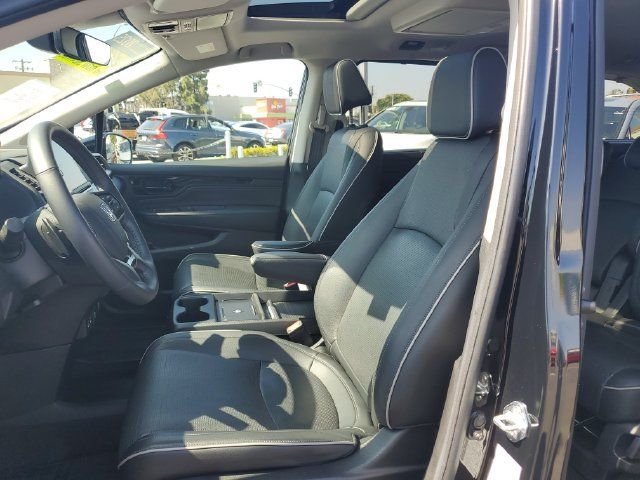 Certified 2025 Honda Odyssey Elite image 18