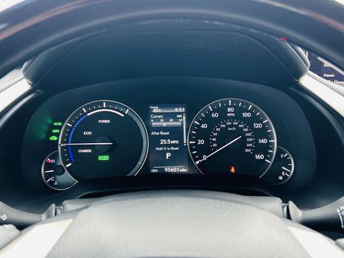 Used 2019 Lexus RX 450h AWD image 20