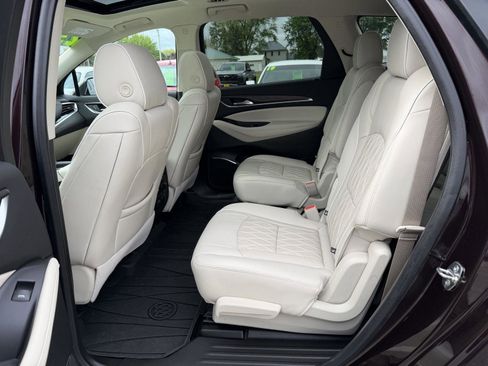 Used 2023 Buick Enclave Avenir w/ Avenir Technology Package AWD/4WD image 25