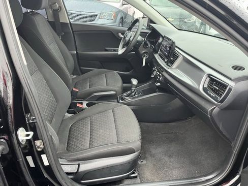 Used 2023 Kia Rio LX image 11