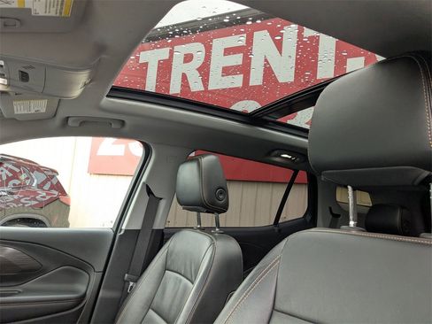 Used 2019 GMC Terrain SLT w/ Preferred Package image 7