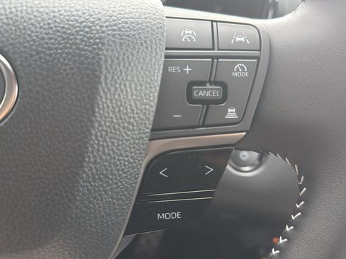 Used 2026 Toyota Camry SE w/ Convenience Package FWD image 15