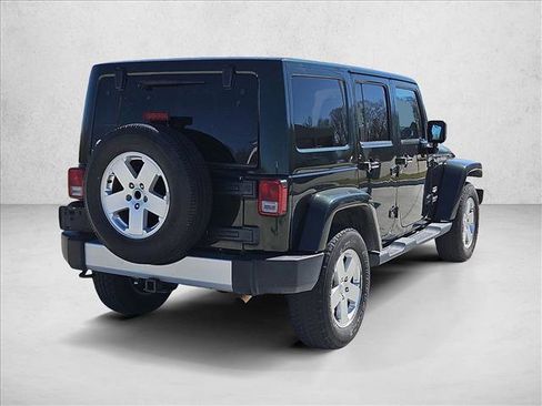 Used 2011 Jeep Wrangler Unlimited Sahara w/ Connectivity Group image 5