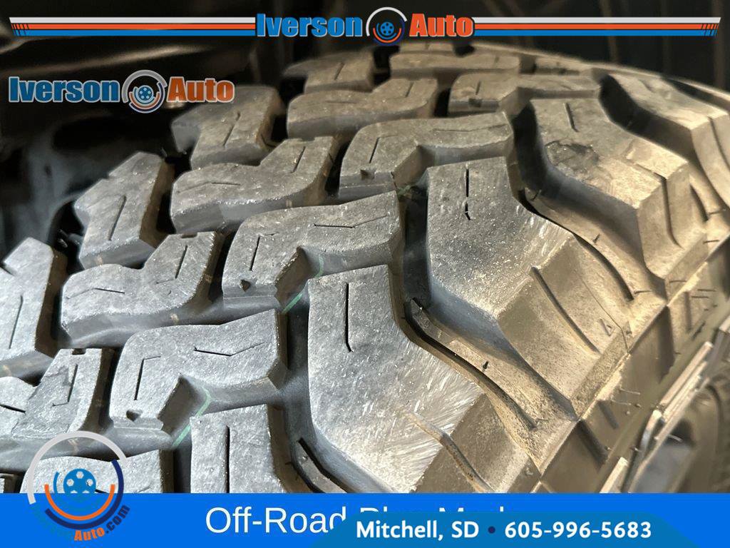 Used 2025 Jeep Wrangler Unlimited Sport AWD/4WD image 13