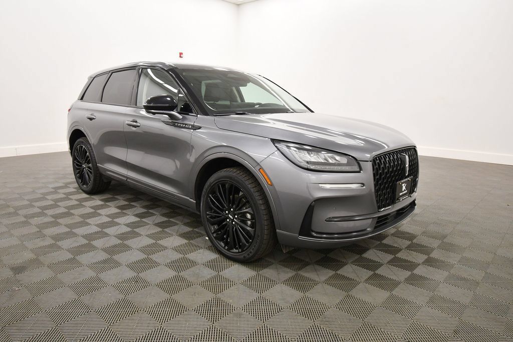 Used 2024 Lincoln Corsair AWD w/ Equipment Group 101A image 10