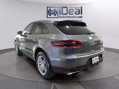 Used 2018 Porsche Macan AWD/4WD image 2