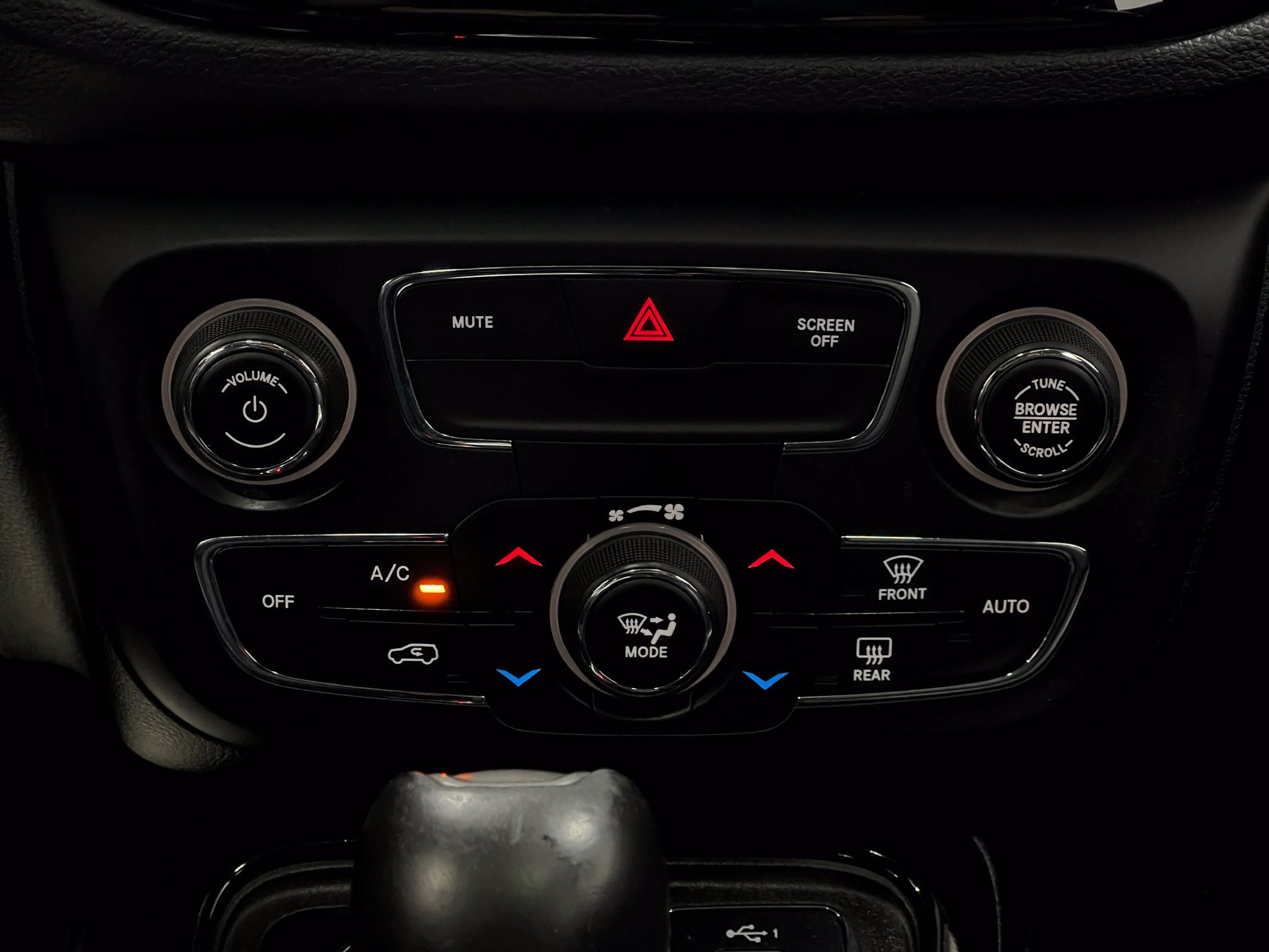 Used 2019 Jeep Compass Limited AWD/4WD image 25