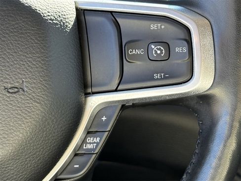 Used 2020 RAM 1500 Laramie image 25
