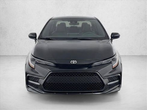 Used 2025 Toyota Corolla SE FWD image 2