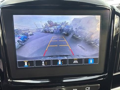 Certified 2024 Chevrolet Traverse RS FWD image 14