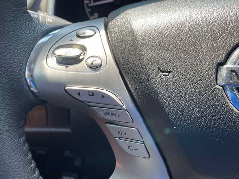 Used 2017 Nissan Murano Platinum w/ Platinum Technology Package FWD image 24