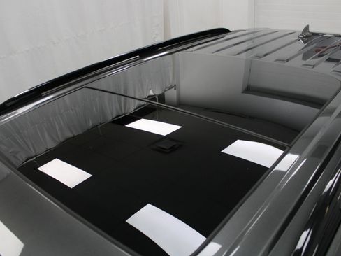 Used 2020 Ford Explorer ST w/ Premium Technology Package image 13