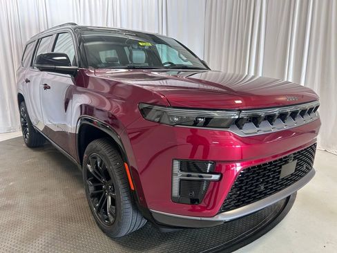 New 2026 Jeep Grand Wagoneer Summit AWD/4WD image 25