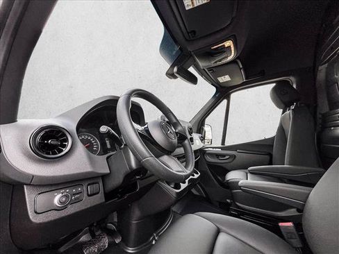 New 2026 Mercedes-Benz Sprinter 2500 image 10