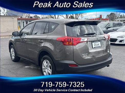Used 2015 Toyota RAV4 LE image 5