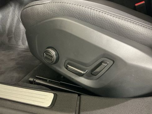 Used 2024 Volvo V60 B5 Cross Country Plus image 24