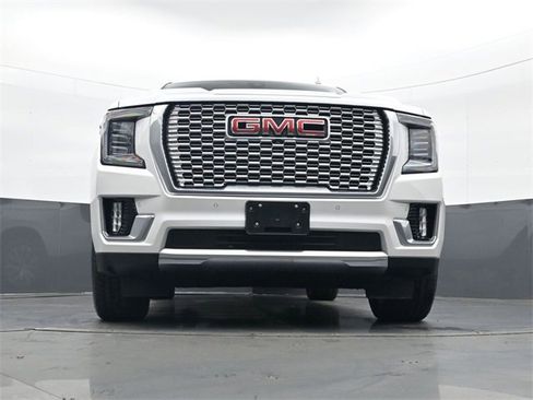 Certified 2022 GMC Yukon Denali image 23