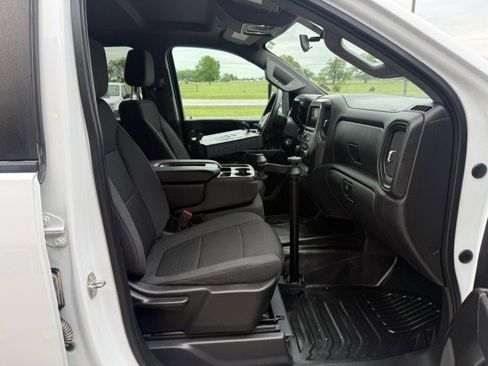 Used 2023 Chevrolet Silverado 2500 W/T w/ WT Convenience Package image 8