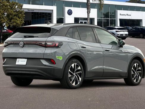 Used 2022 Volkswagen ID.4 Pro S image 4