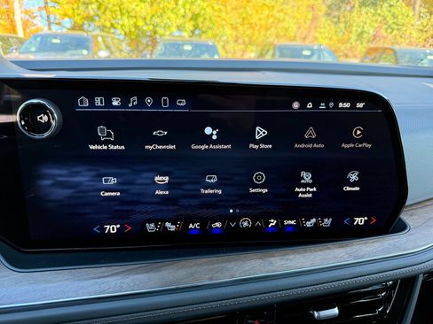 New 2025 Chevrolet Suburban High Country image 34