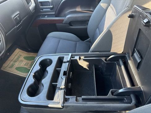 Used 2017 GMC Sierra 1500 SLE w/ SLE Value Package image 25