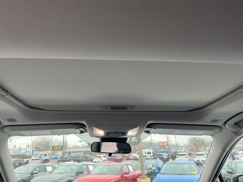 Used 2025 Toyota RAV4 XLE image 23