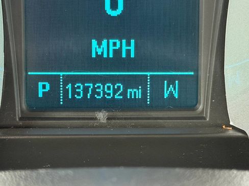 Used 2015 Chevrolet Equinox LT w/ Driver Convenience Package image 16