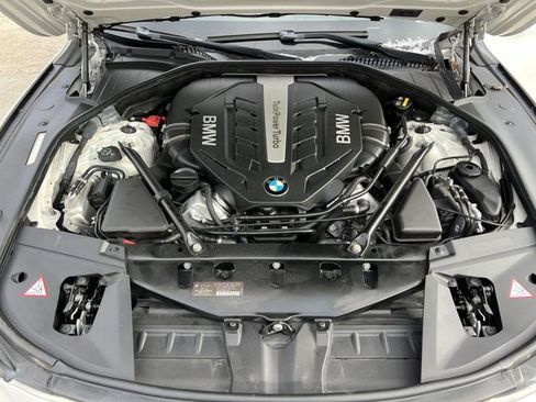 Used 2015 BMW 750i xDrive image 30