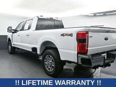 Used 2024 Ford F250 Lariat image 8