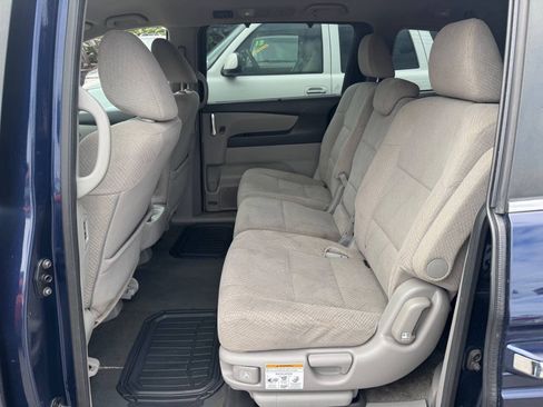 Used 2016 Honda Odyssey EX image 7