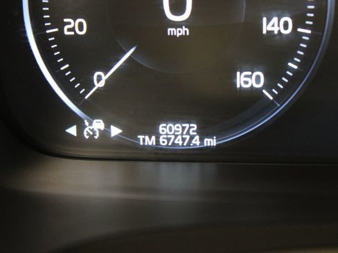 Used 2018 Volvo S90 T5 Momentum w/ Convenience Package AWD/4WD image 11