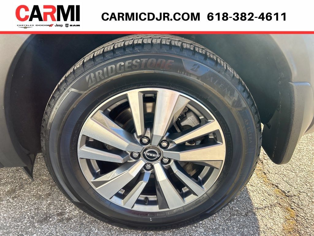 Used 2023 Nissan Pathfinder SL AWD/4WD image 8