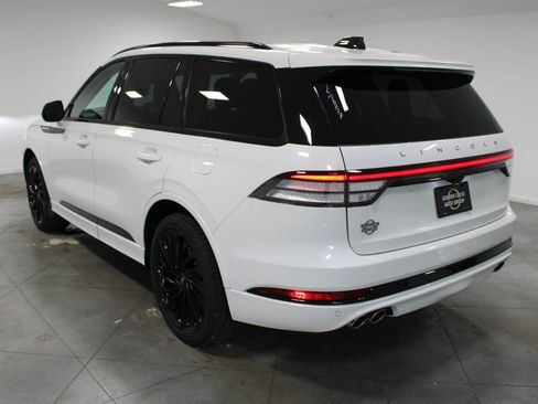 New 2026 Lincoln Aviator Reserve image 6