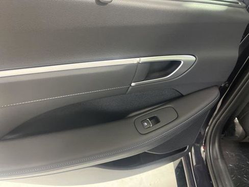 New 2025 Hyundai Sonata Limited image 30