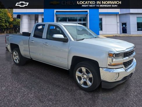 Certified 2018 Chevrolet Silverado 1500 LT w/ All Star Edition AWD/4WD image 3