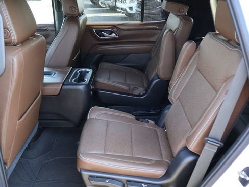 Used 2021 Chevrolet Tahoe High Country AWD/4WD image 10