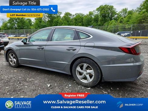 Used 2023 Hyundai Sonata SE FWD image 3