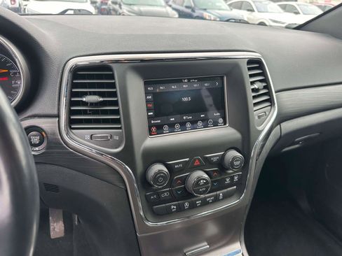 Used 2021 Jeep Grand Cherokee Freedom Edition image 27